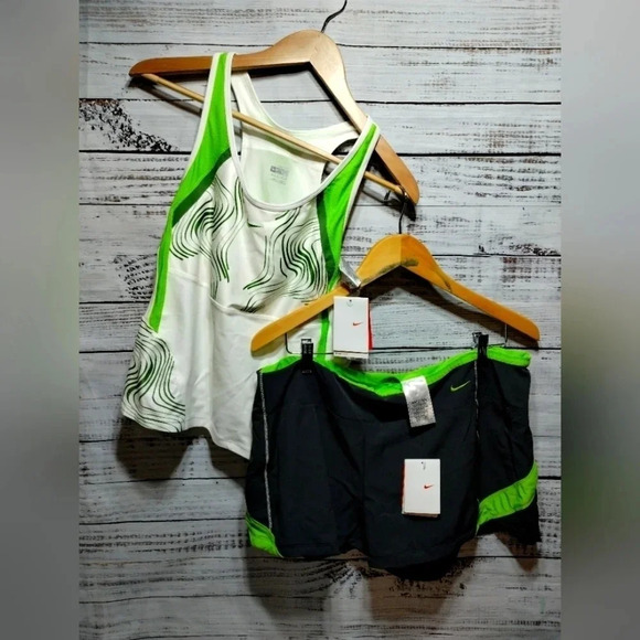 Nike Pants - Nike Dri-Fit Running Tank and Shorts Set Athletic Activewear Green White size XL